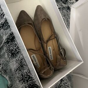 Steve Madden Taupe Flats with Ankle Straps